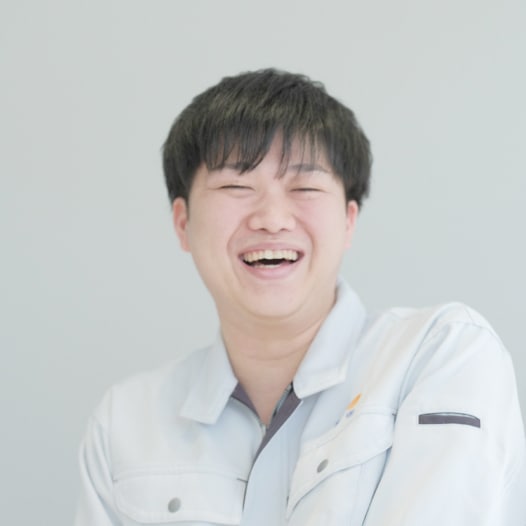 笑顔で話すT.Nさんの写真